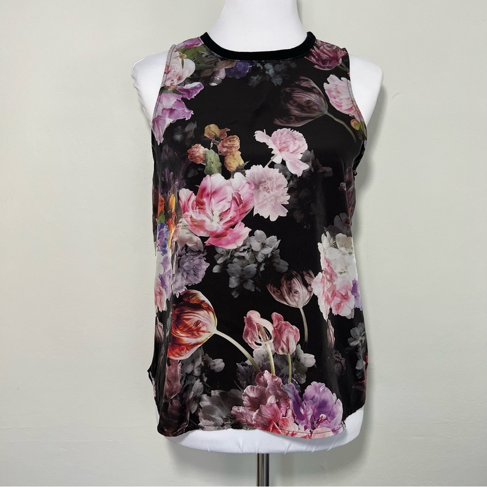 ONE CLOTHING Floral Crew Tank Blouse